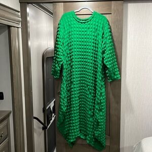 Kelly green bubble dress